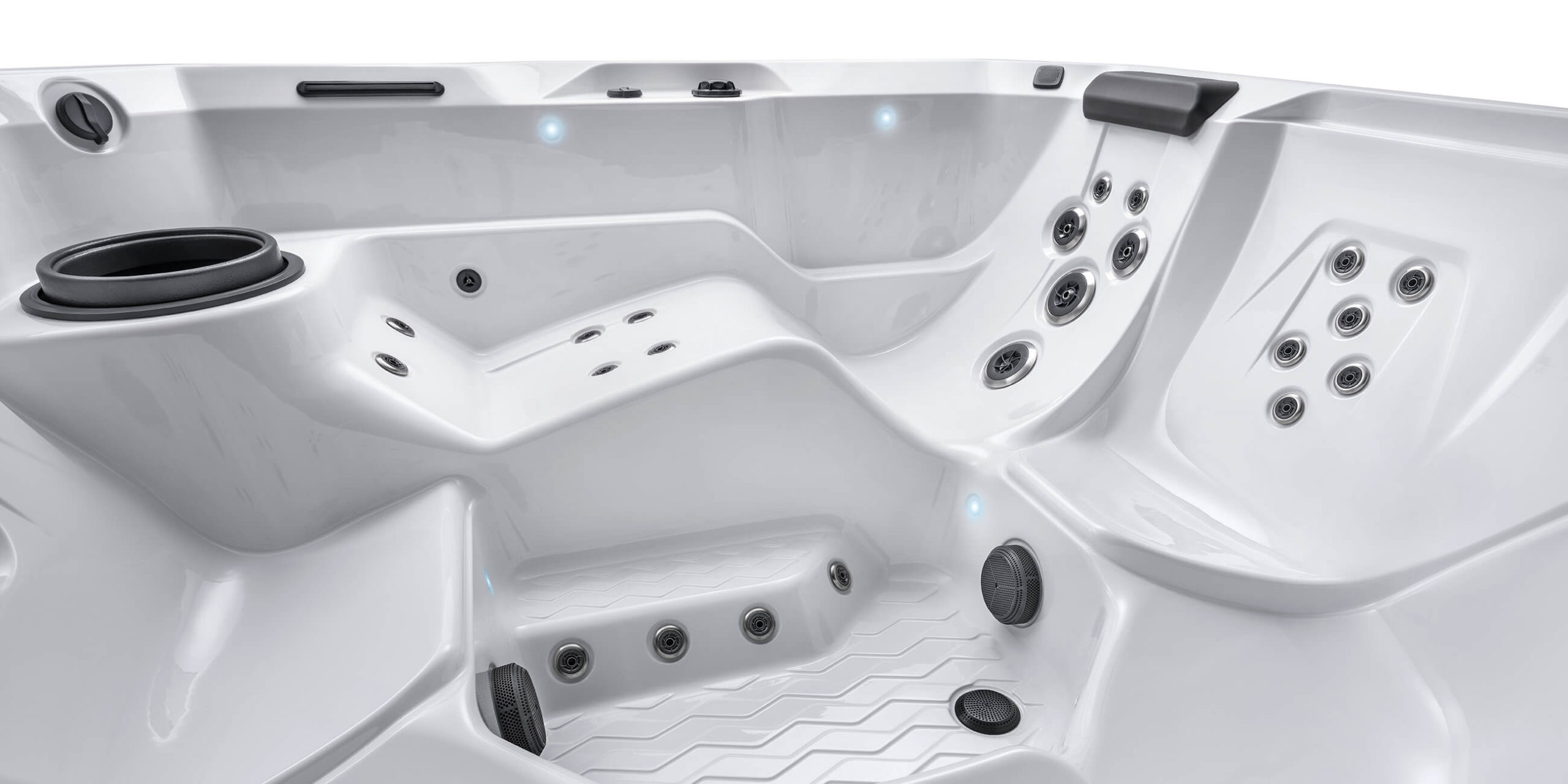 hot-spring-spas-hot-spot-collection-page-cspot-product-spa-interior-details-1-scaled